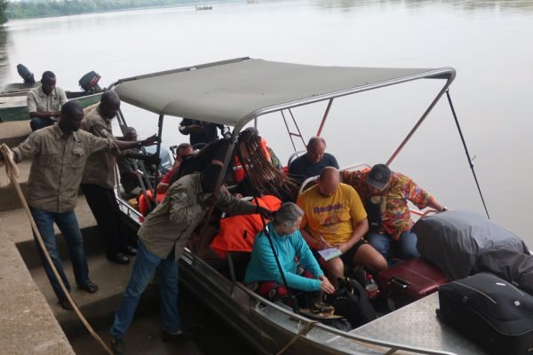 boat on the Sangha river (1)